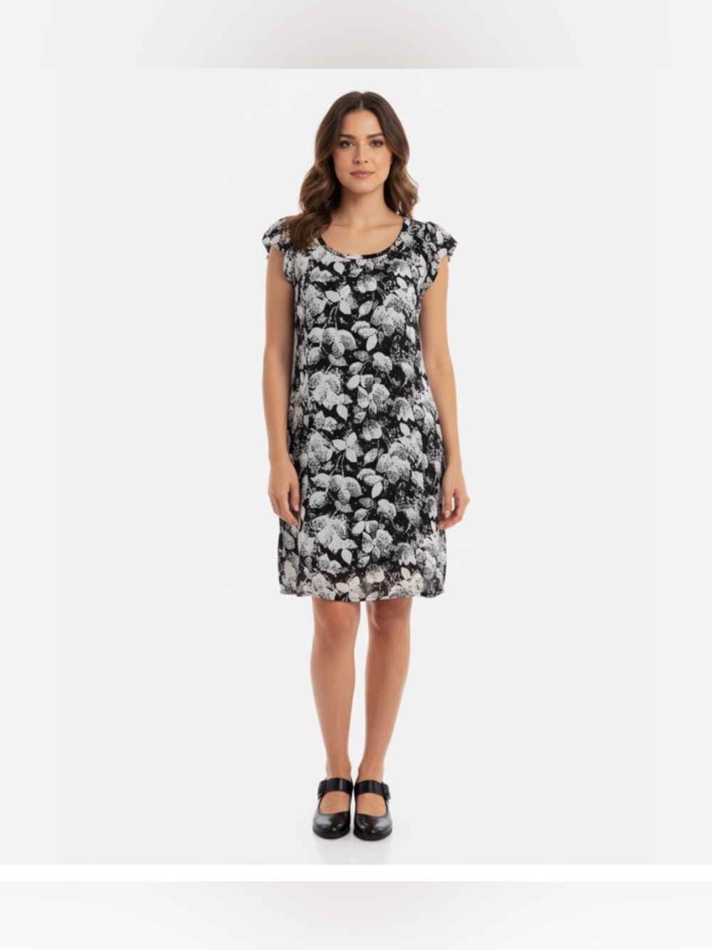 BCBGeneration Black & White Floral Cap-Sleeve Mini Dress size‎ 10